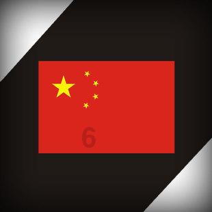 女子走路离厦 高架桥上逆行